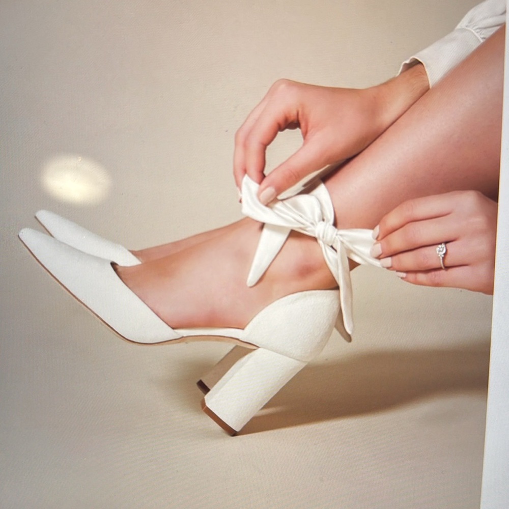Emmy London Harriet Mid Block Heel. EU 37, US 7